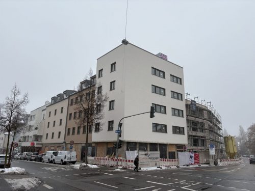 Fassade Suedwest Sanierter Altbau / Neubau Stand 27.11.25